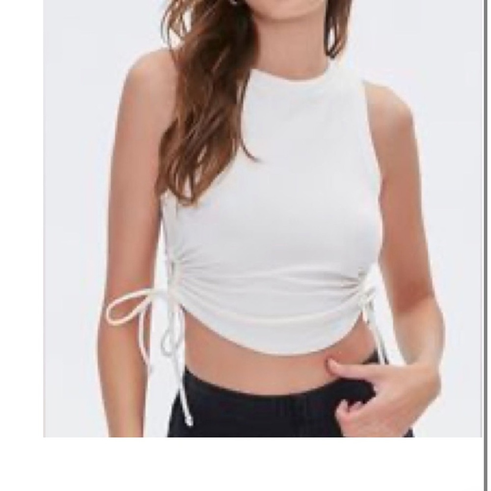 F21- white ribbed cut out tank- size medium